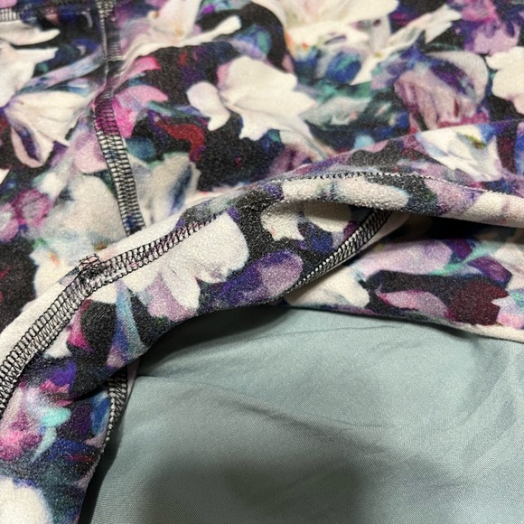 Lululemon Leggings Utopia Multi size 6 - Picture 10 of 13